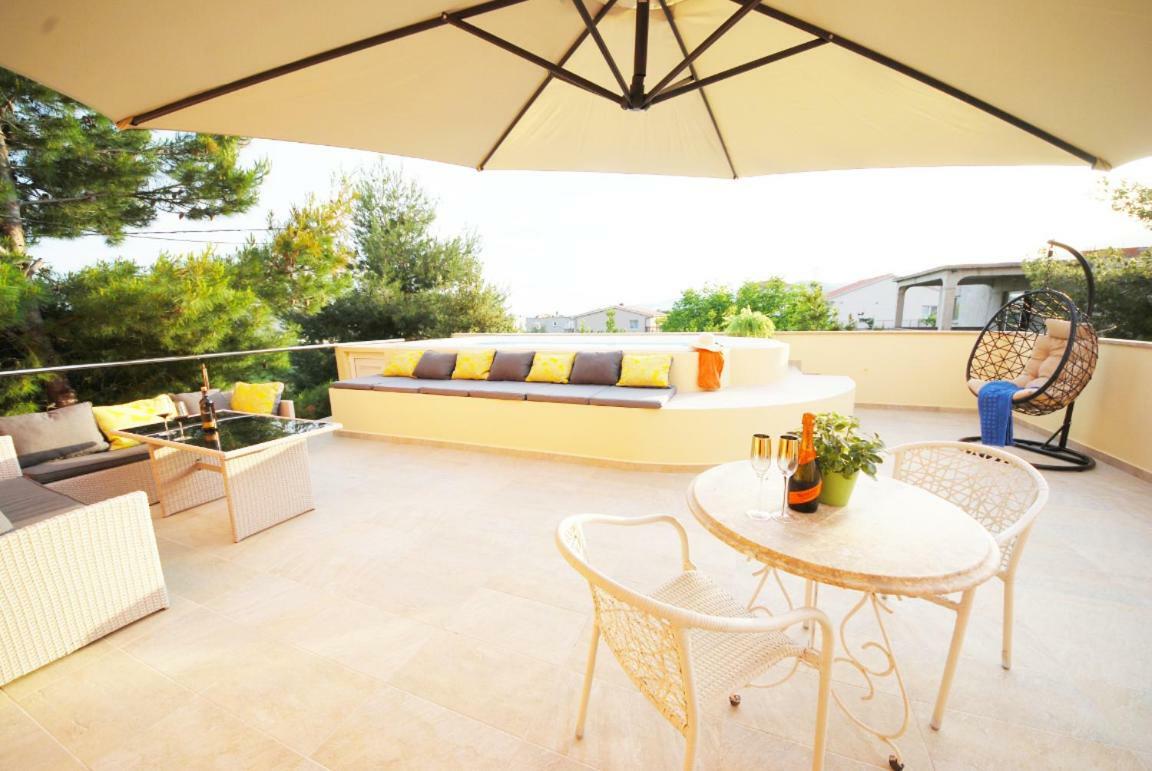 Apartmant With Pool 8 Kaštela 외부 사진
